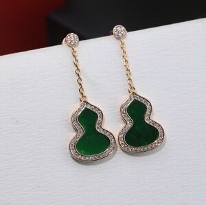 Elegant Gold and Green Drop Earrings